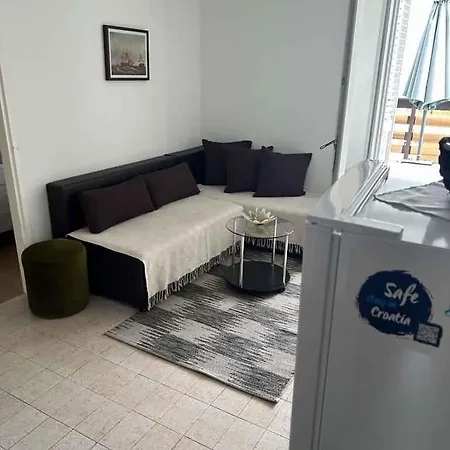 In - Zadar Riviera 45313 Holiday home